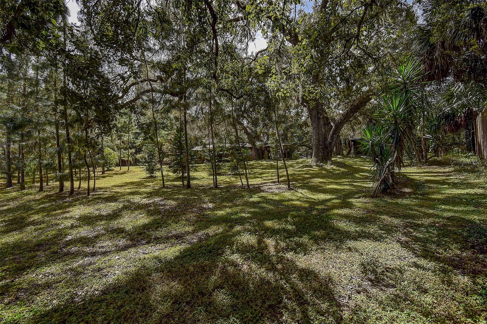 LAKE HILLS - Residential