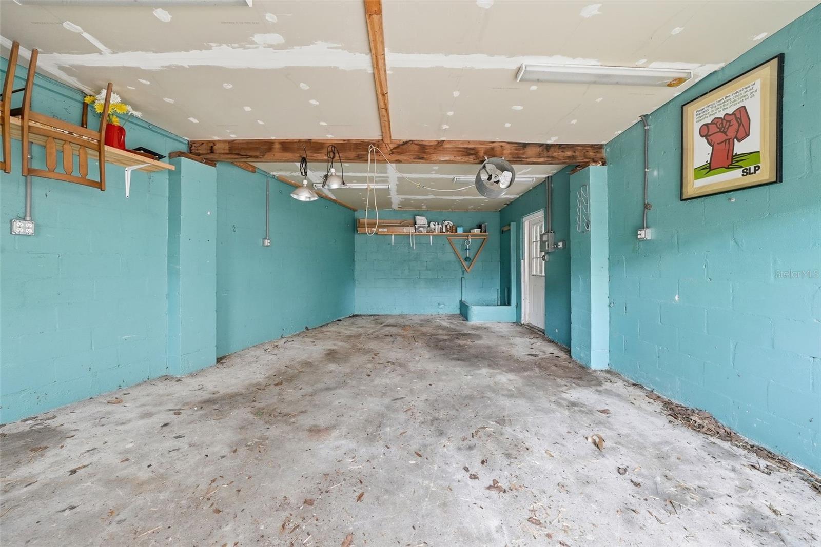 RIO VISTA SEC 6 - Residential Income