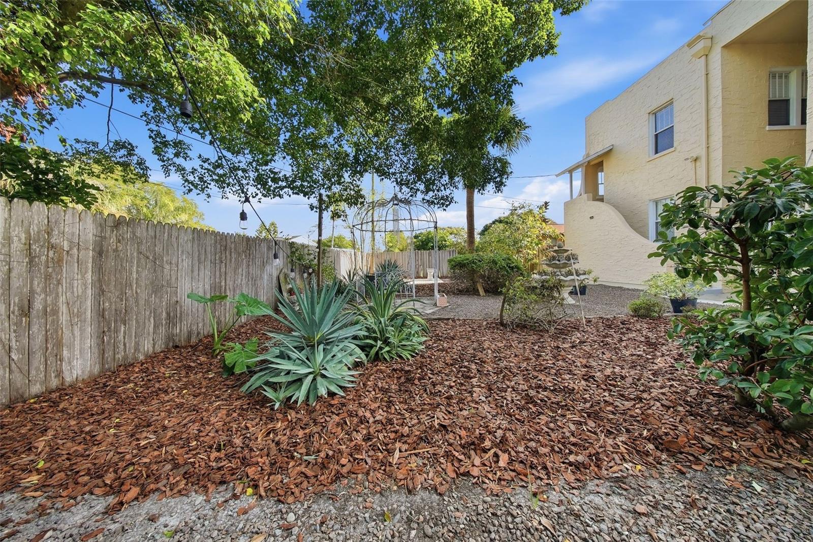 RIO VISTA SEC 6 - Residential Income