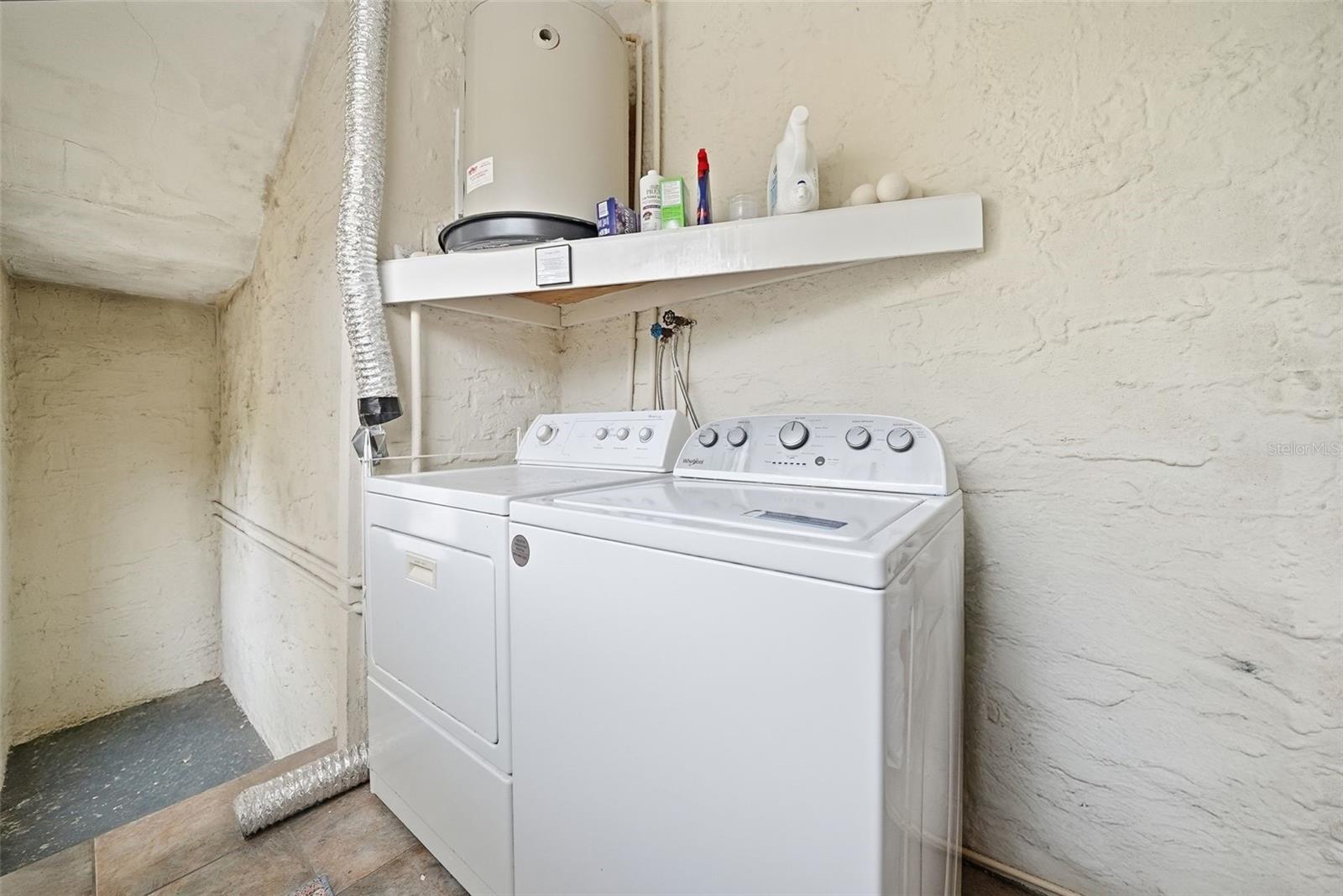 RIO VISTA SEC 6 - Residential Income