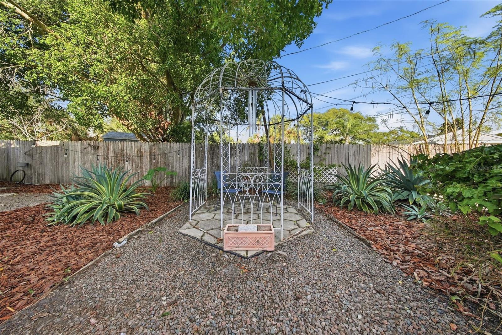 RIO VISTA SEC 6 - Residential Income