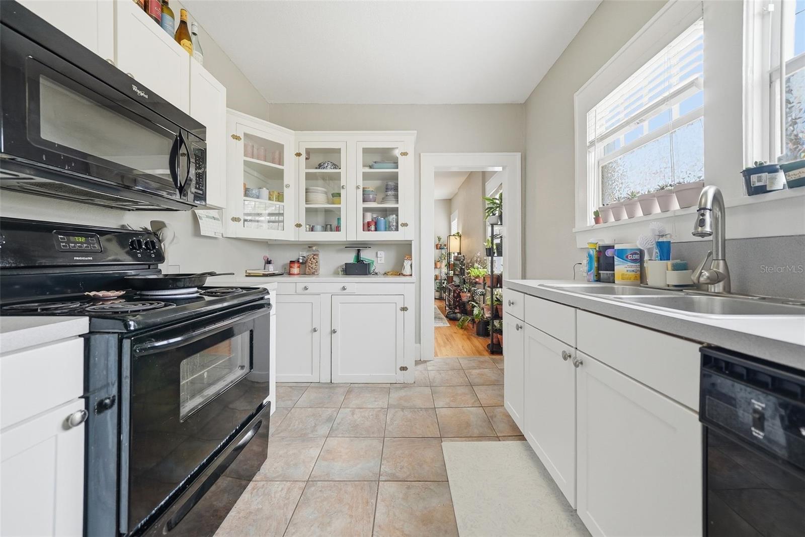 RIO VISTA SEC 6 - Residential Income