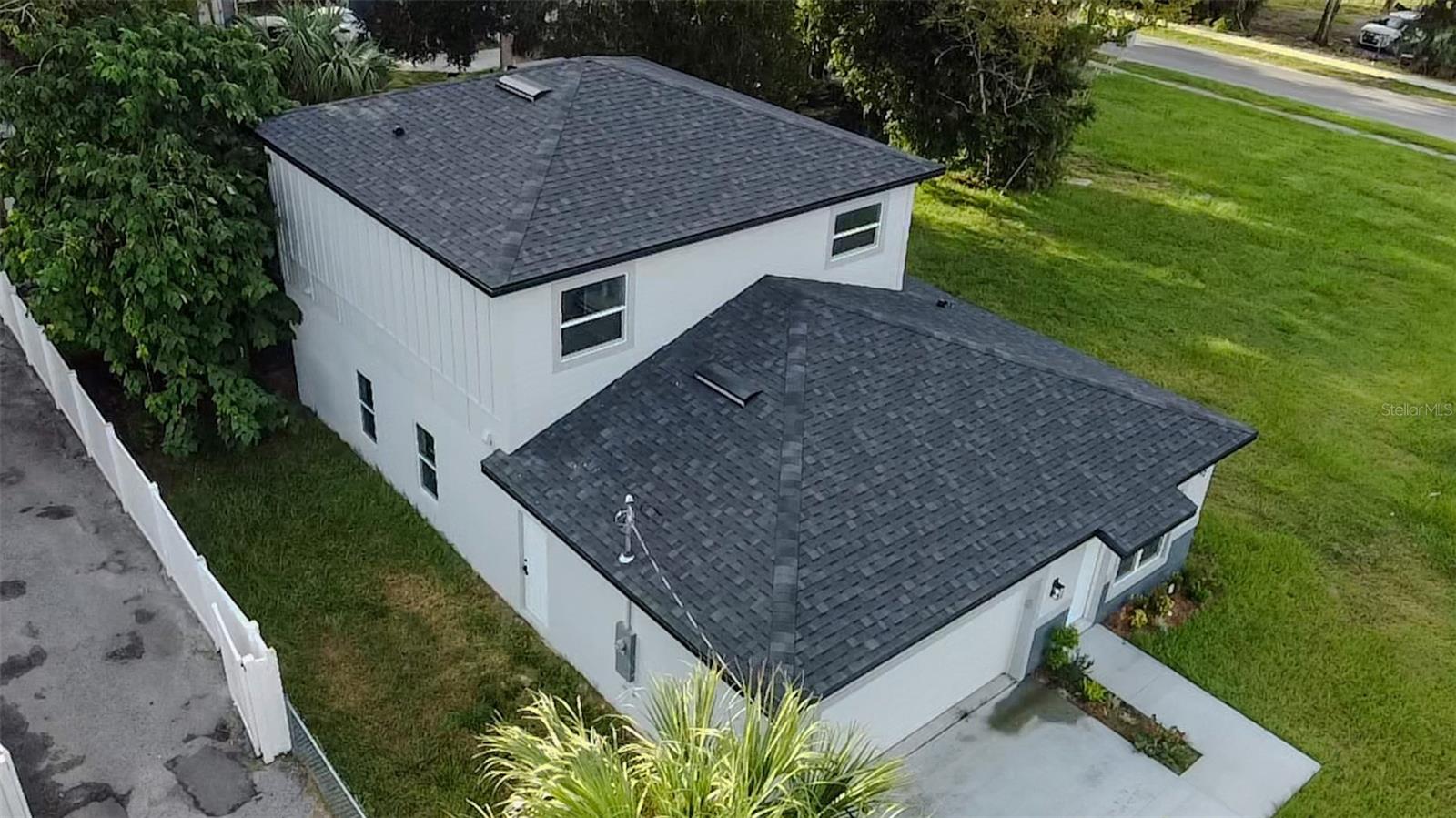 802 MARVIN C ZANDERS AVENUE