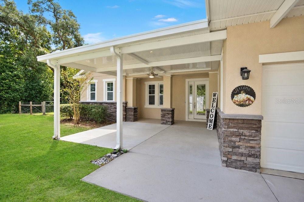 922 VOLUSIA TIMBER COURT