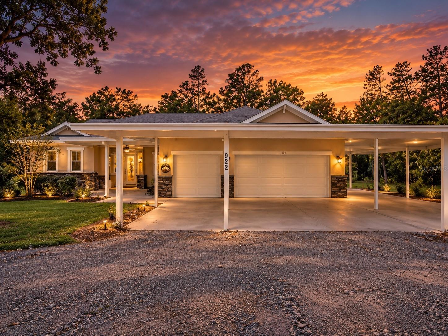 922 VOLUSIA TIMBER COURT