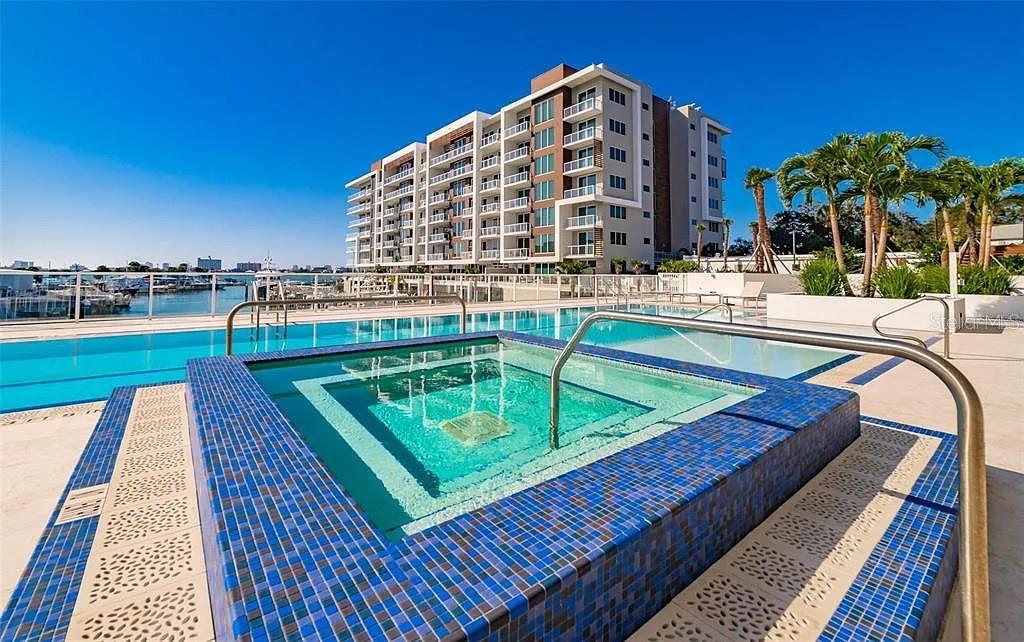 MARINA BAY 880 CONDO - Residential Lease