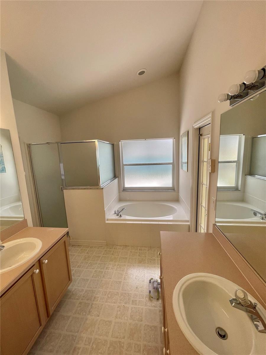 INDIAN CREEK PH 4 - Residential