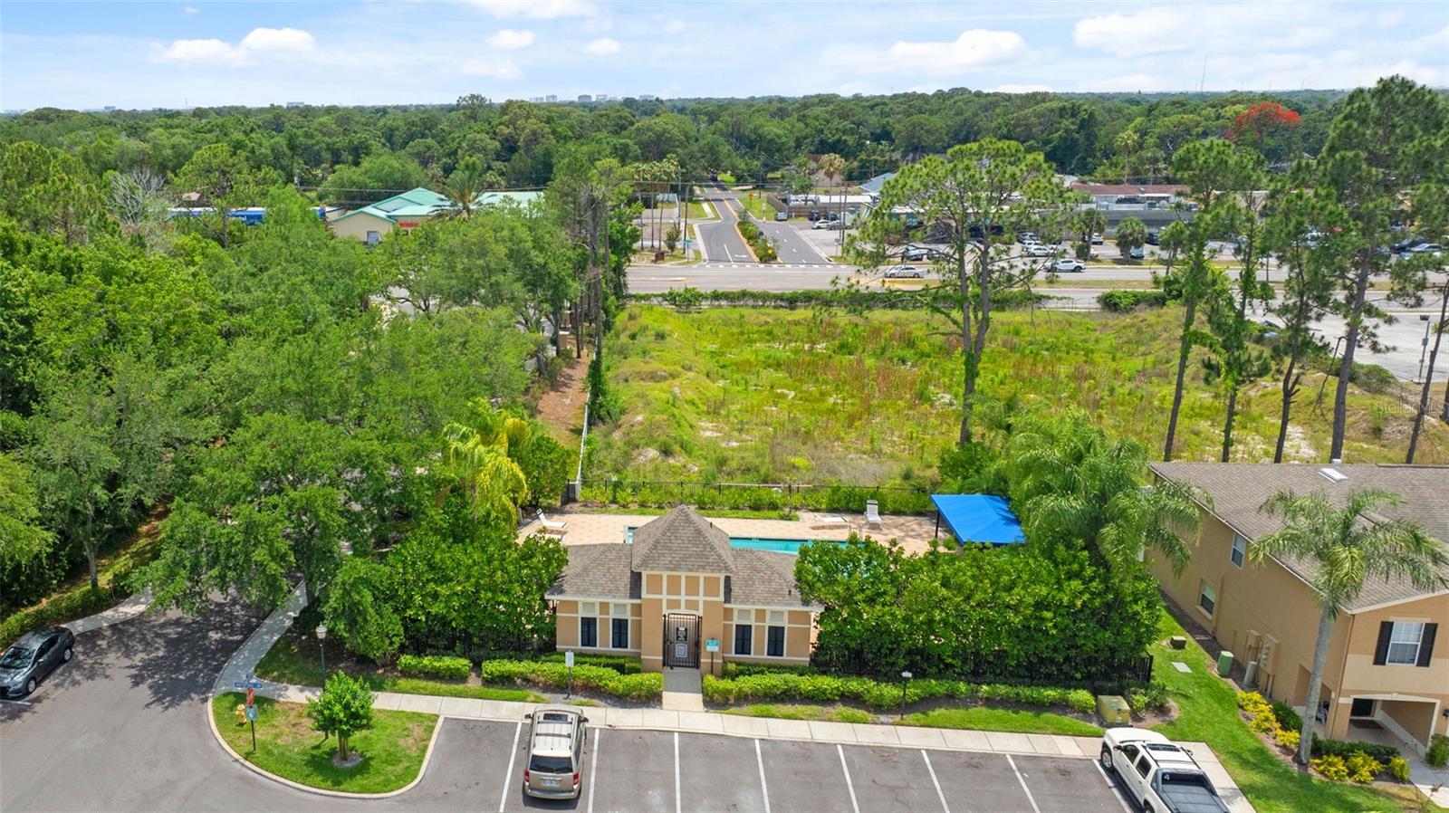 EDGEWATER PLACE - Residential