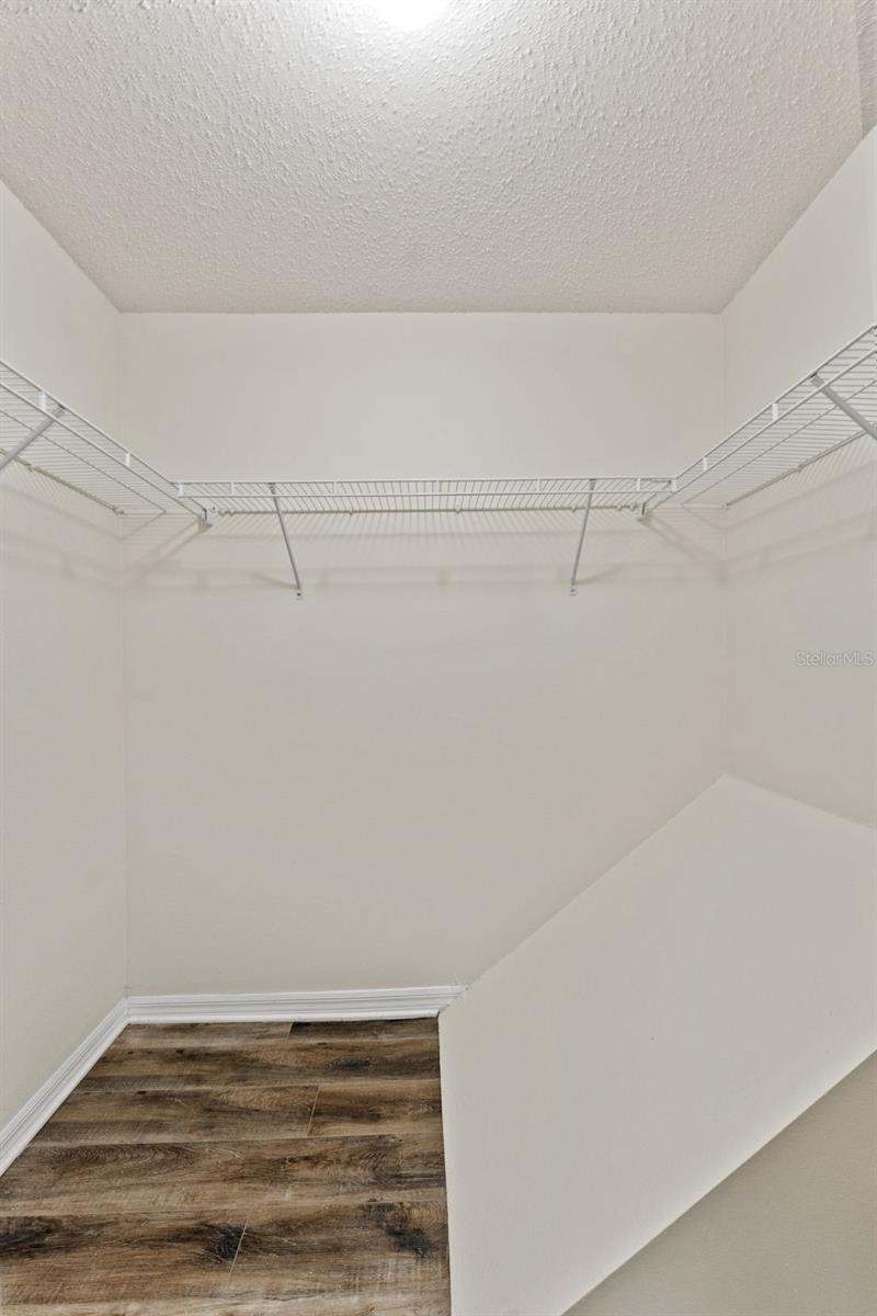 EDGEWATER PLACE - Residential