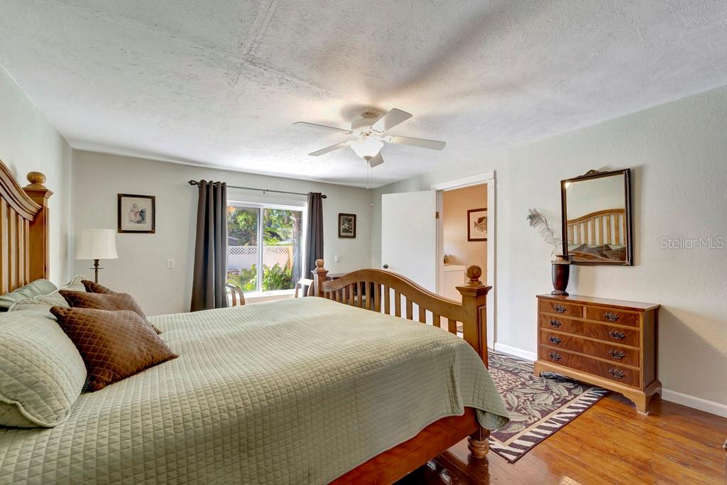 HYDE PARK TERRACE - Residential