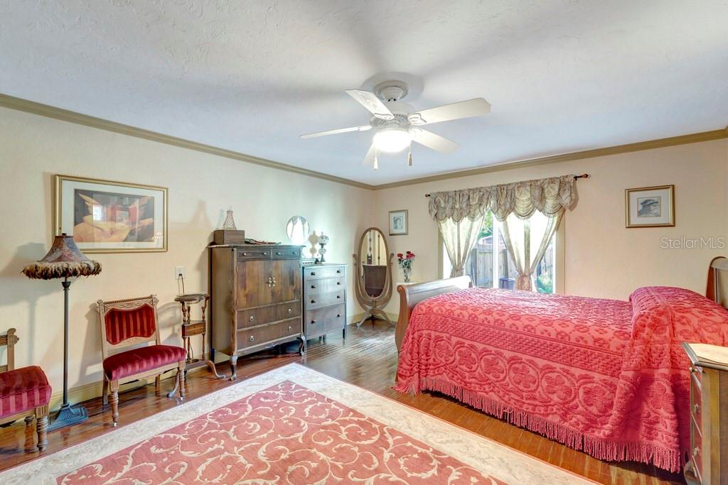 HYDE PARK TERRACE - Residential