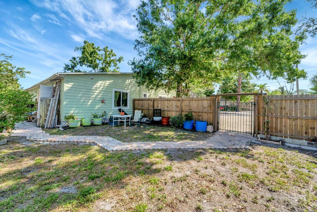 HYDE PARK TERRACE - Residential