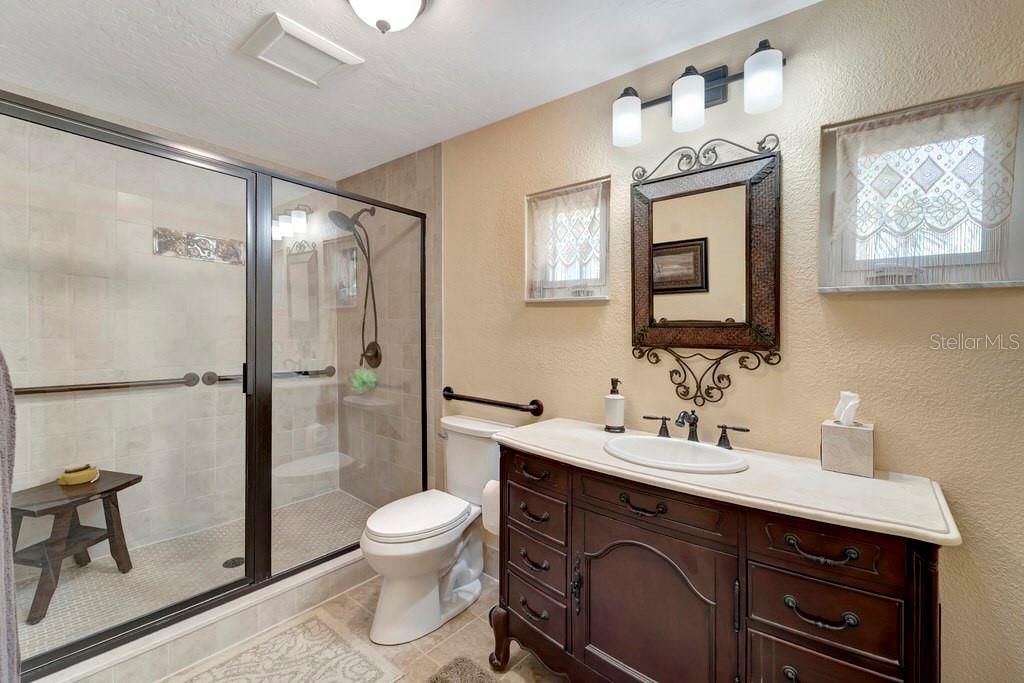 HYDE PARK TERRACE - Residential