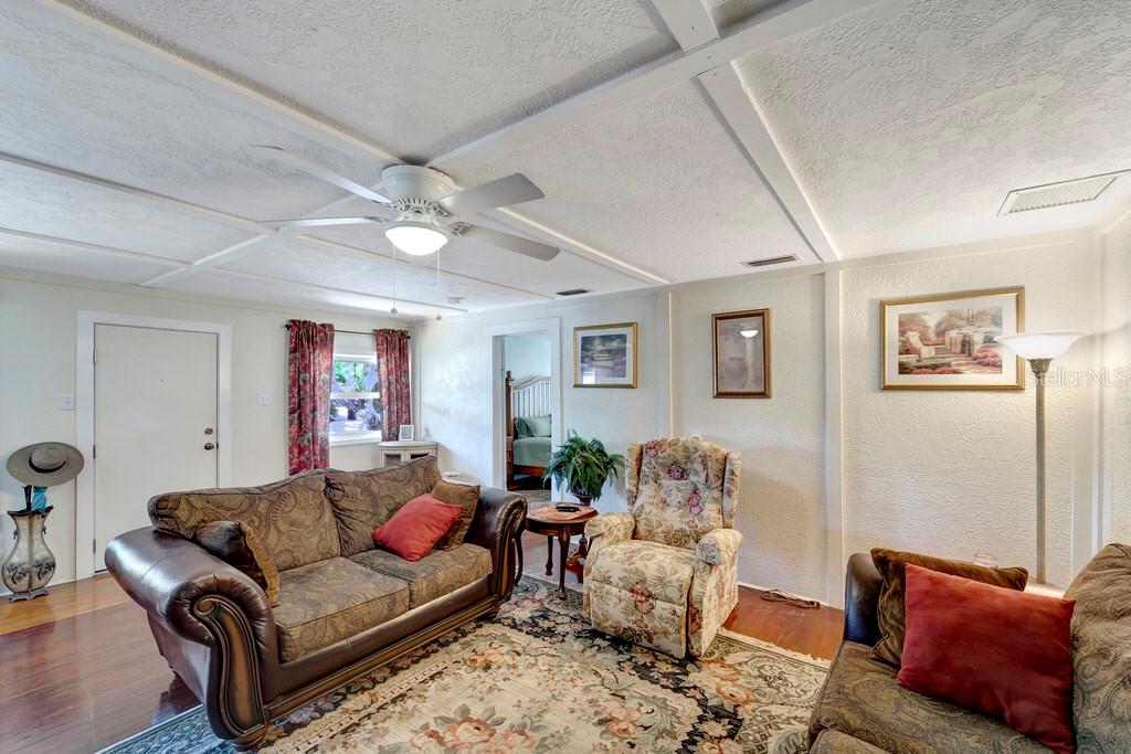 HYDE PARK TERRACE - Residential