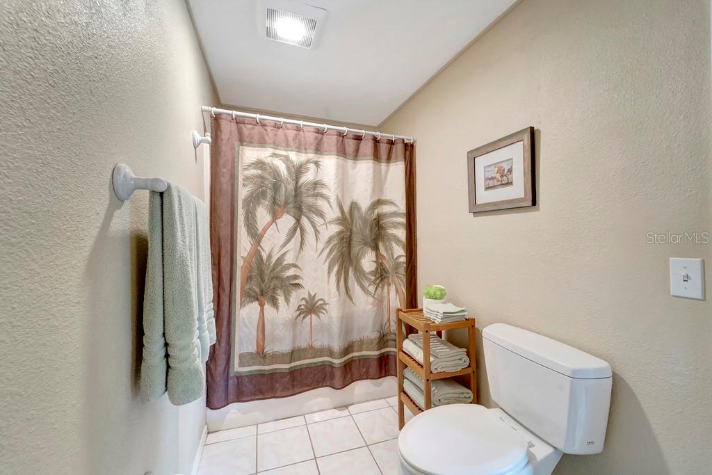 HYDE PARK TERRACE - Residential