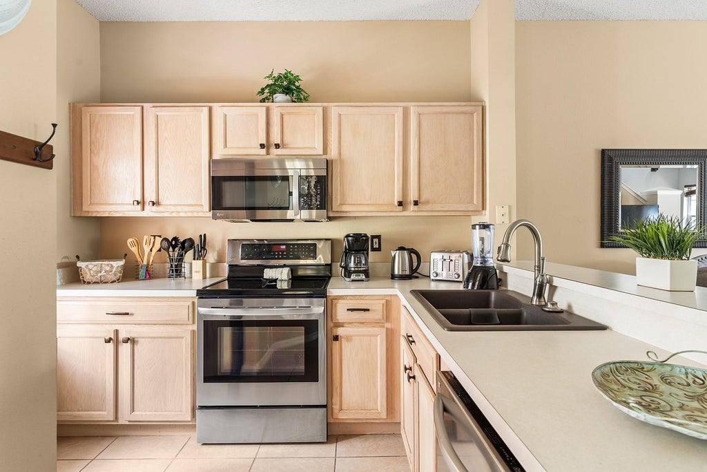 Photo of 2782 Sun Key Place, Kissimmee, FL 34747 (MLS # O6444252)