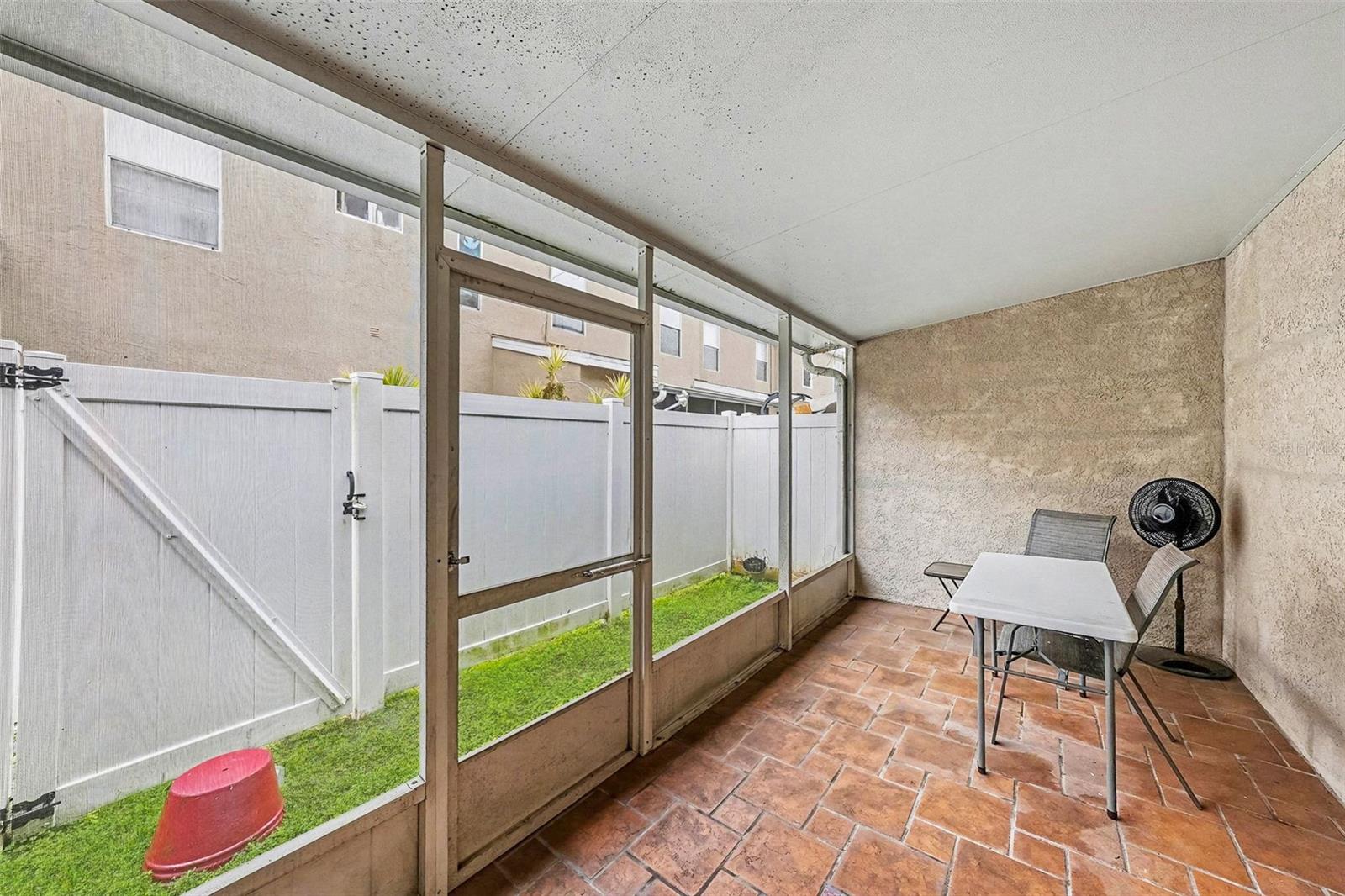 TRAFALGAR SQUARE - Residential