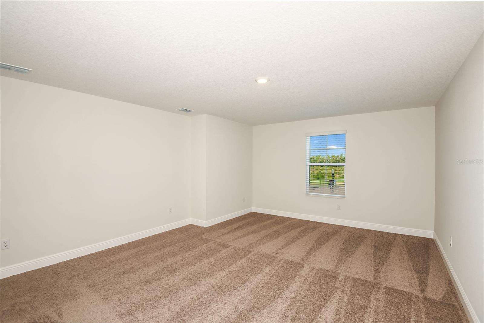 PASADENA WOODS - Residential