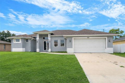 Photo of 1043 Albert Ave, Lehigh Acres, FL 33971 (MLS # C7517580)