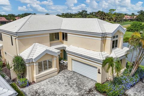 Photo of 7728 Club Lane, Sarasota, FL 34238 (MLS # A4666269)