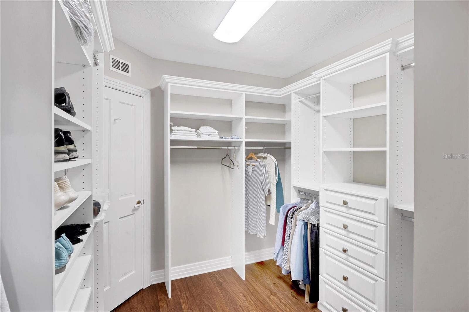 PRESTANCIA - Residential