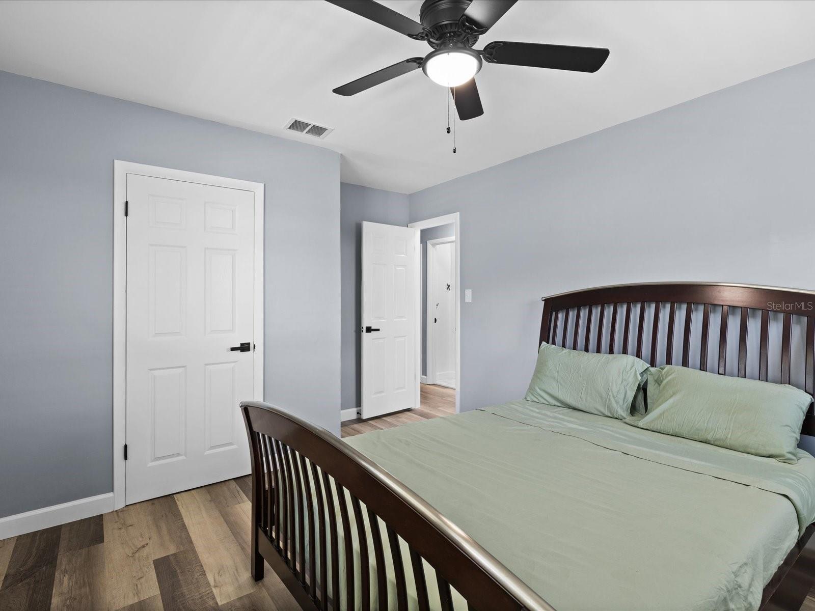 GOLFLAND RESUB - Residential Lease