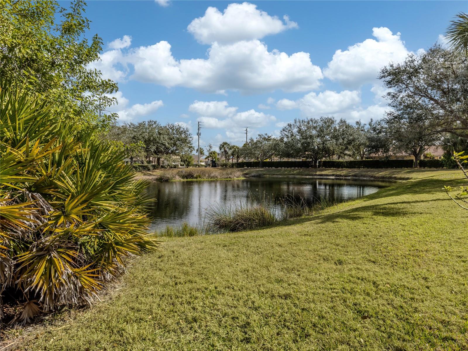 CASA DEL LAGO - Residential