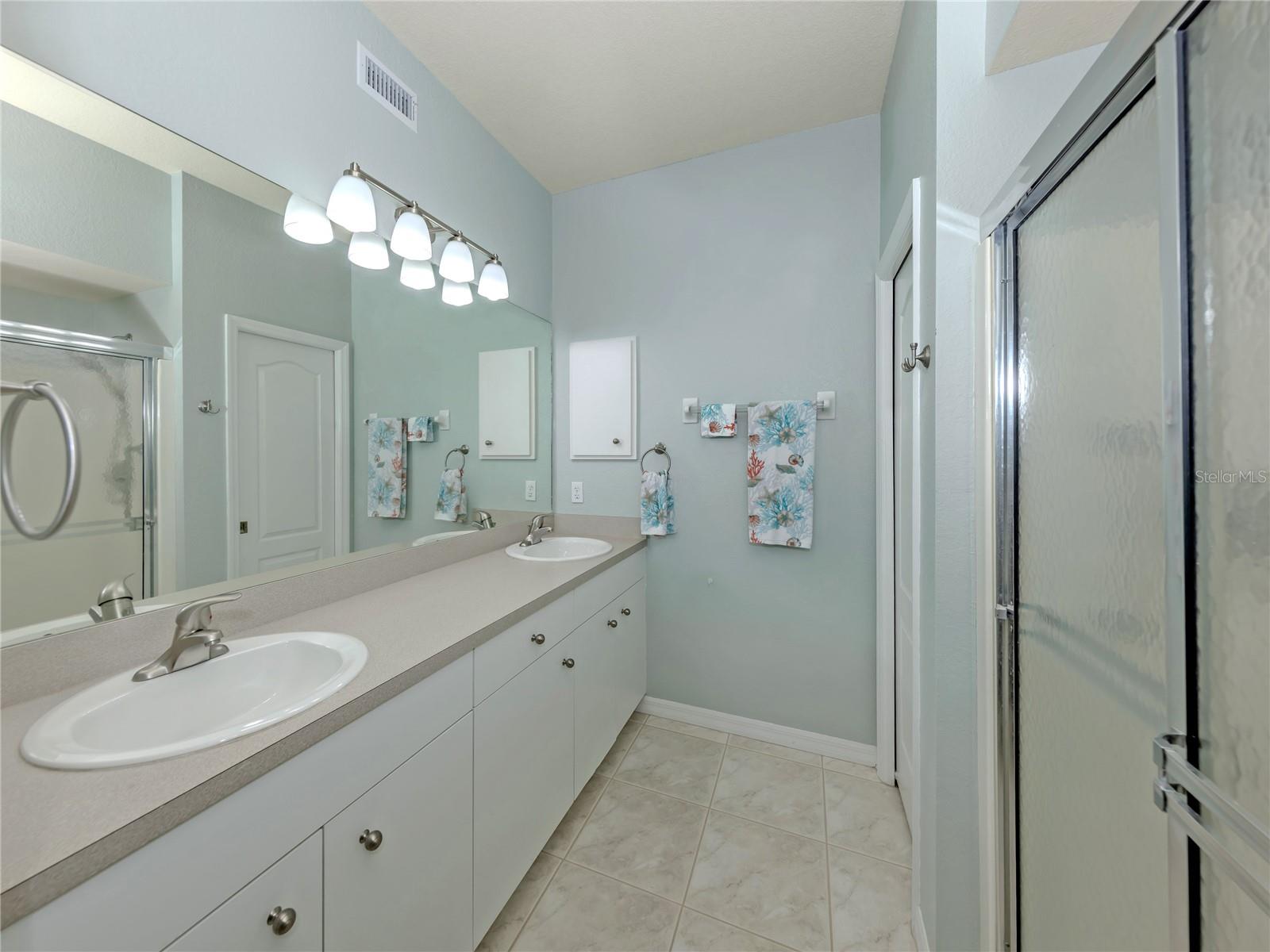 CASA DEL LAGO - Residential