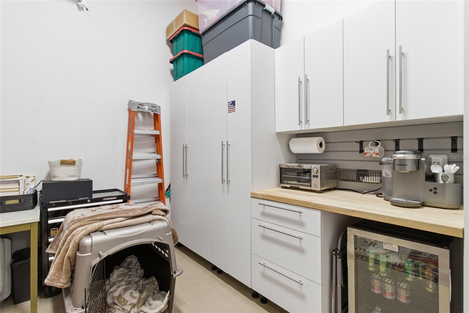 HARBOR OAKS - Residential