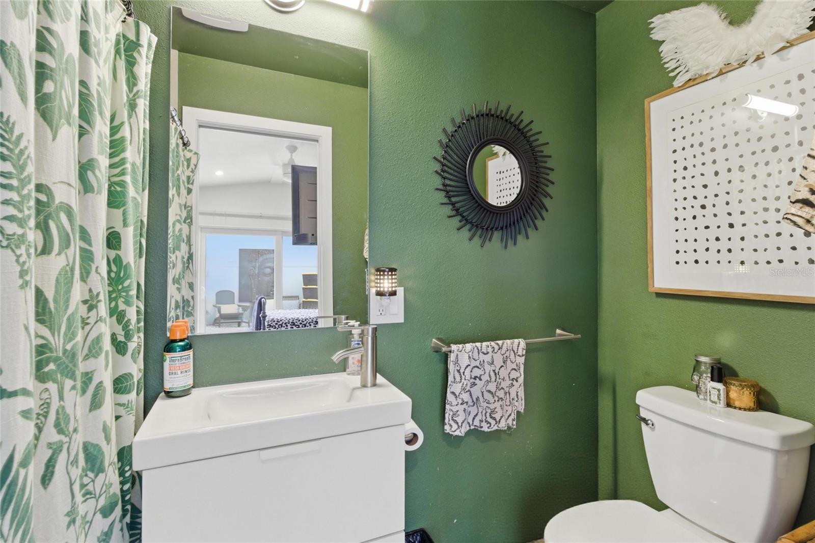 HARBOR OAKS - Residential