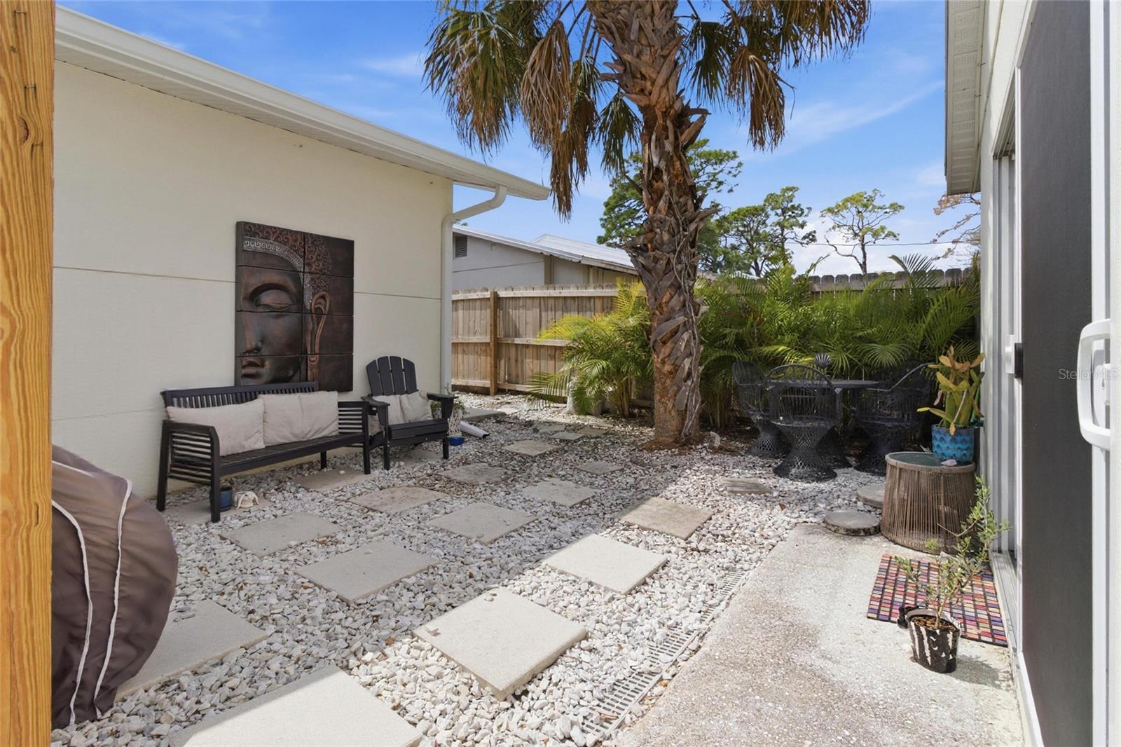 HARBOR OAKS - Residential