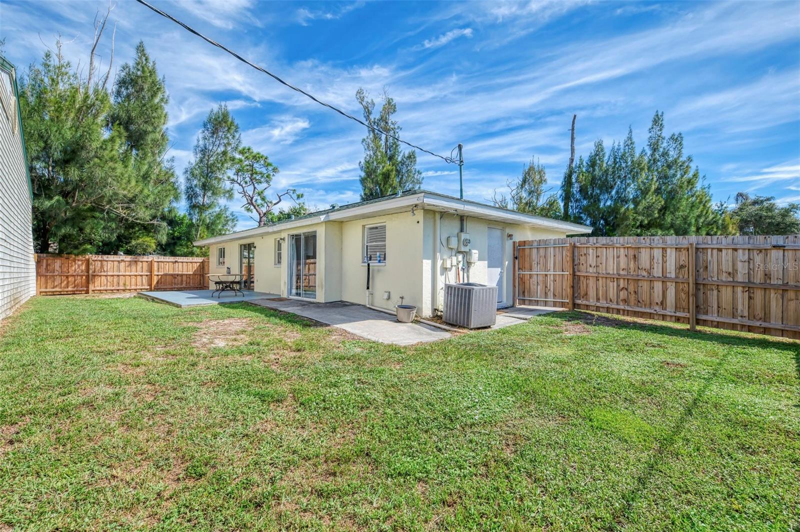 2000 ALLEN STREET, ENGLEWOOD, FL, 34223 1 2000 ALLEN STREET