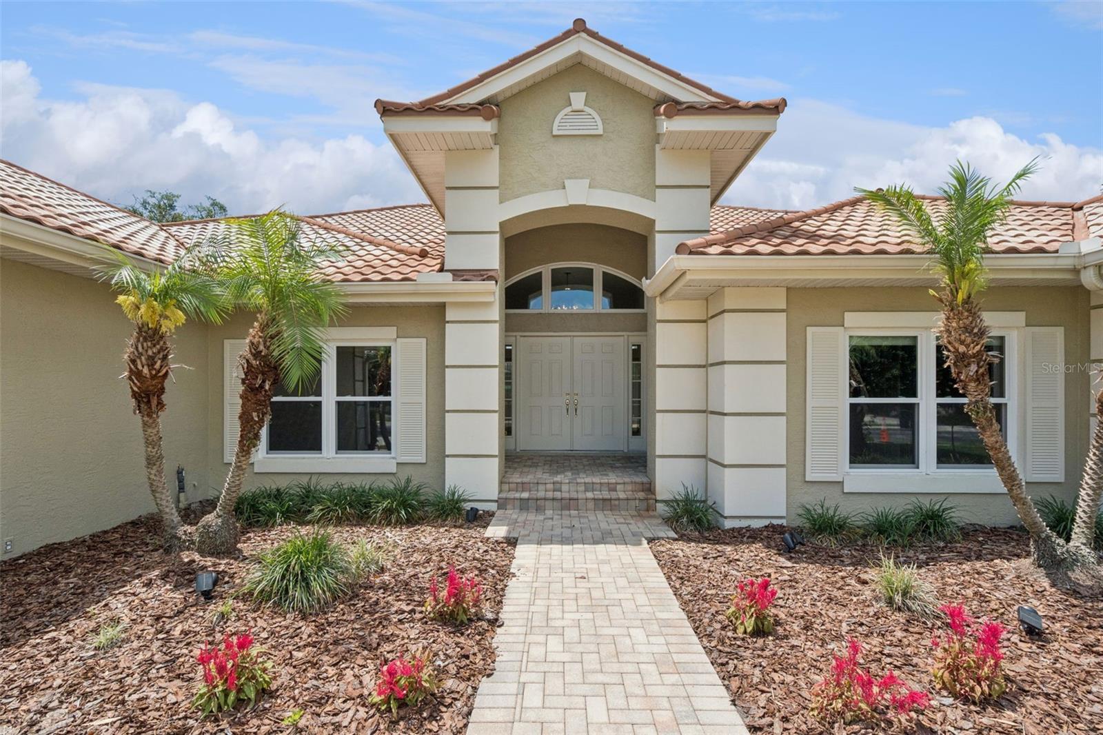 223 PROMENADE CIRCLE