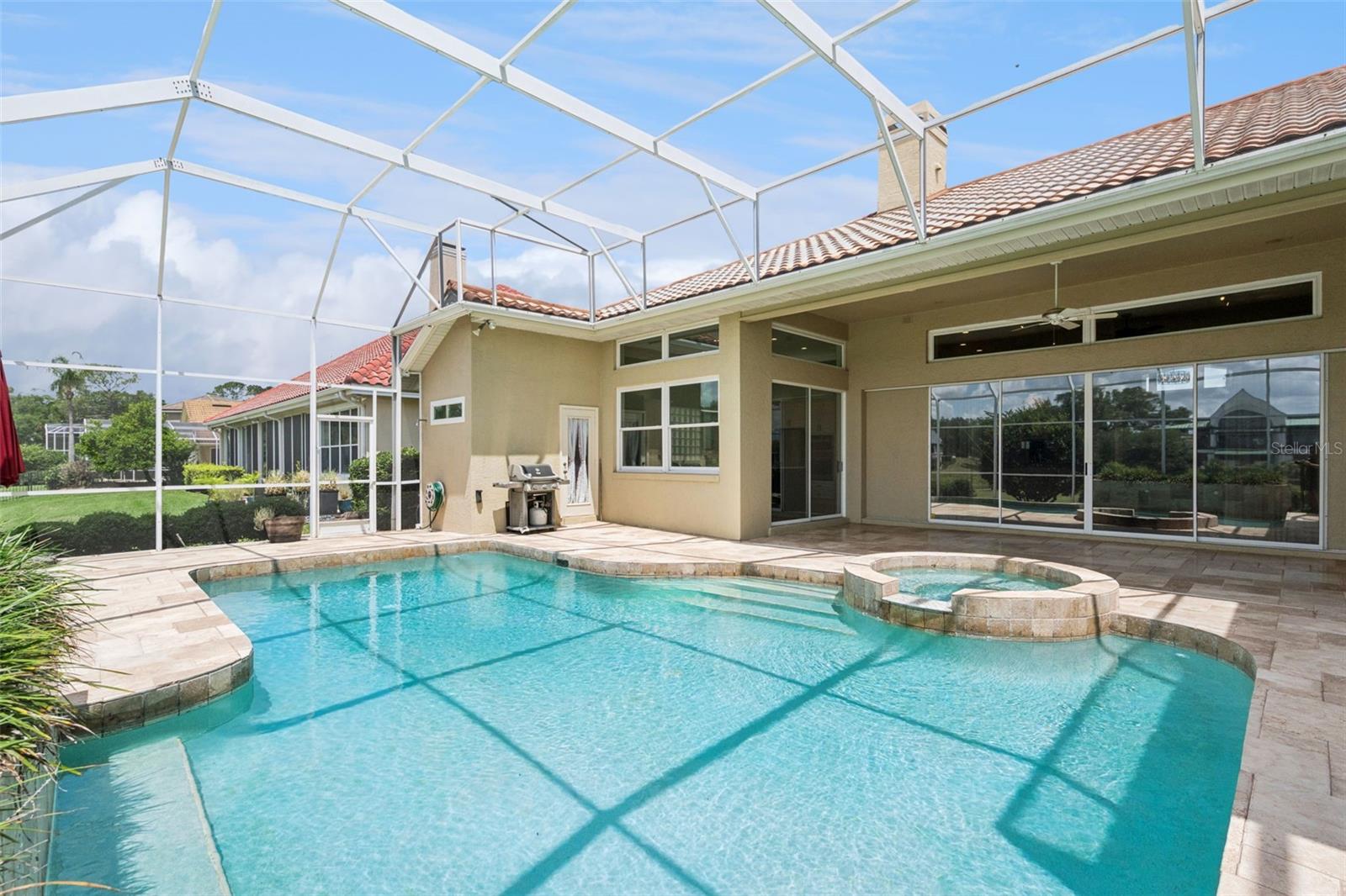 223 PROMENADE CIRCLE