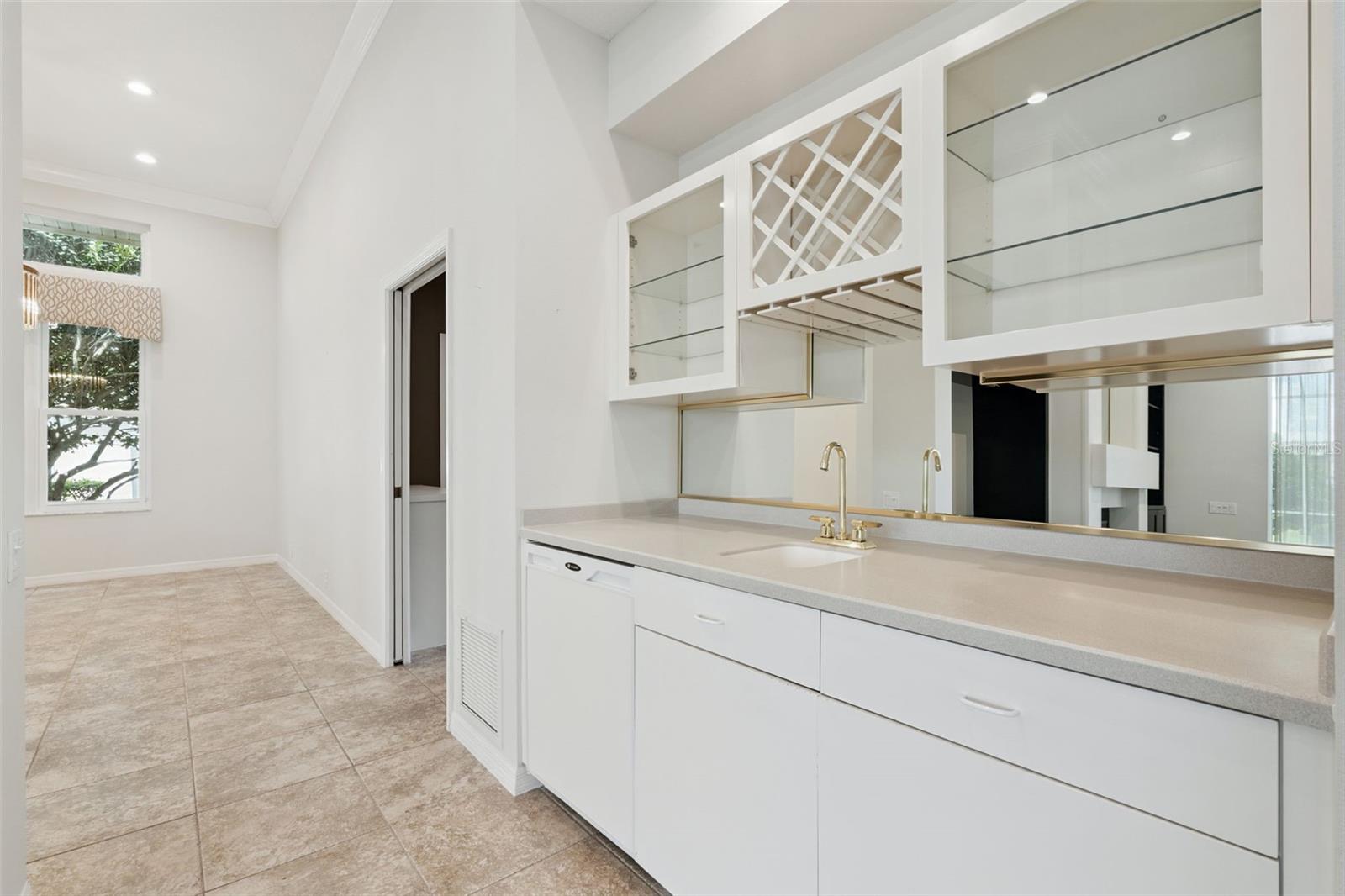 HEATHROW - MUIRFIELD VILLAGE - Residential