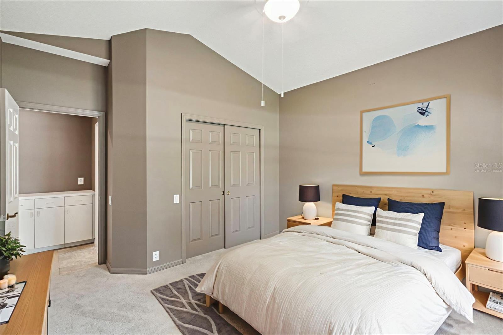 HEATHROW - MUIRFIELD VILLAGE - Residential