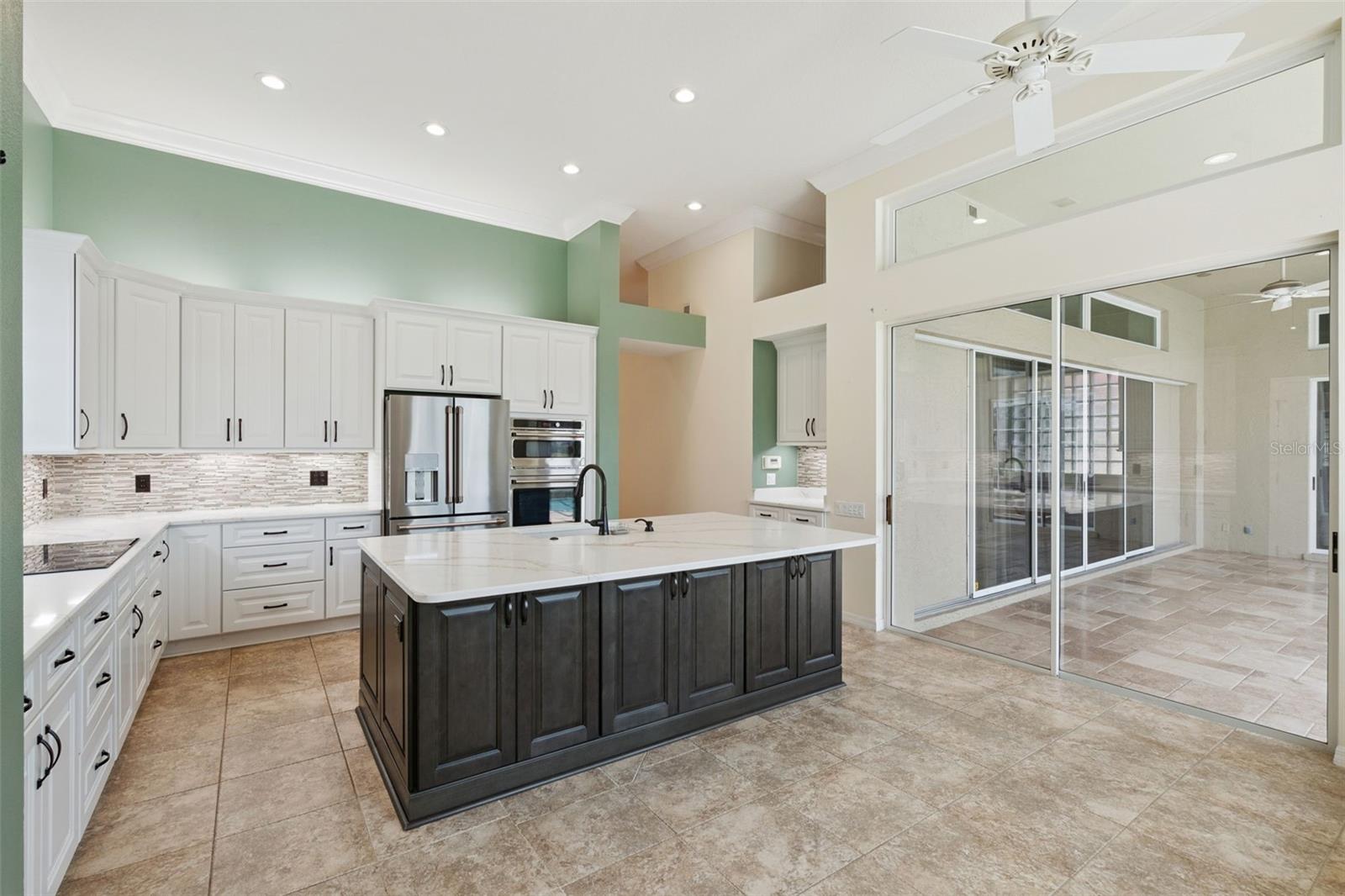 HEATHROW - MUIRFIELD VILLAGE - Residential
