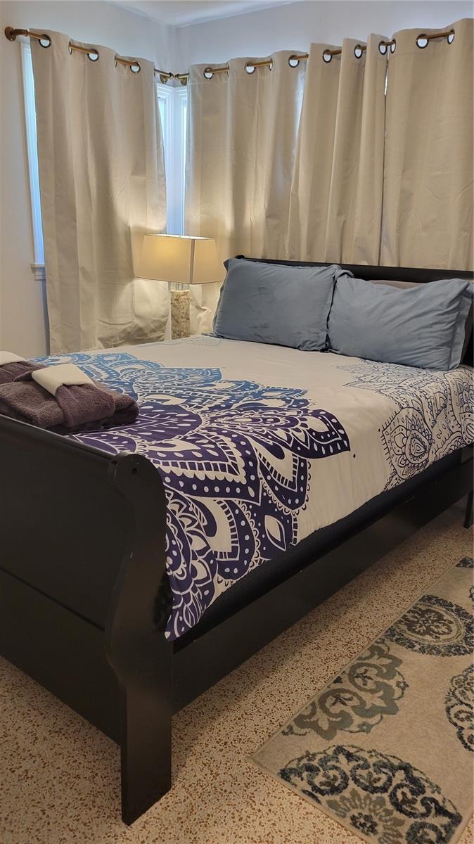 GLENWOOD PARK - Residential Lease