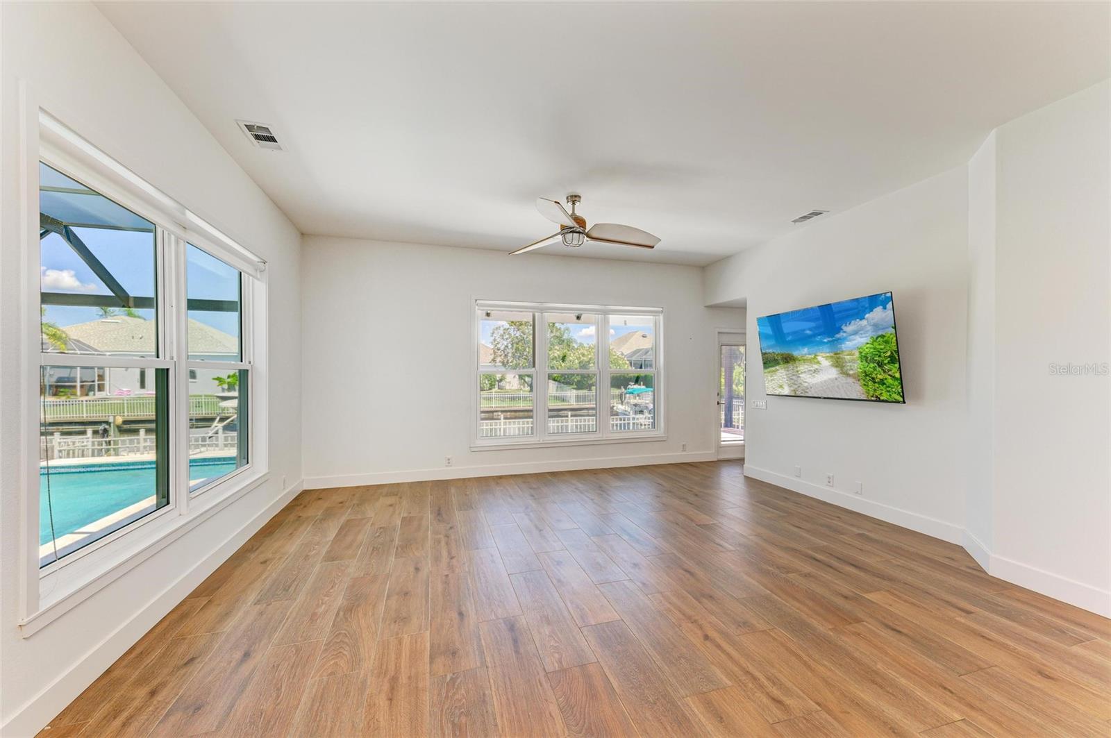 RIVERDALE REV - Residential