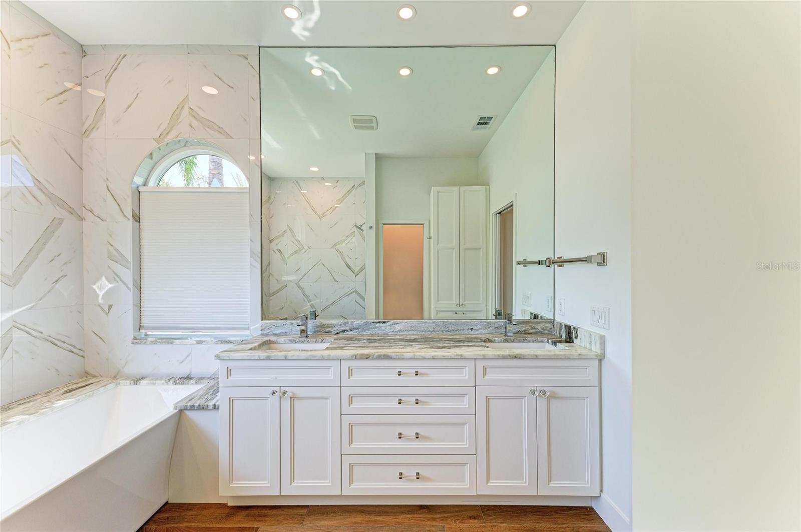 RIVERDALE REV - Residential