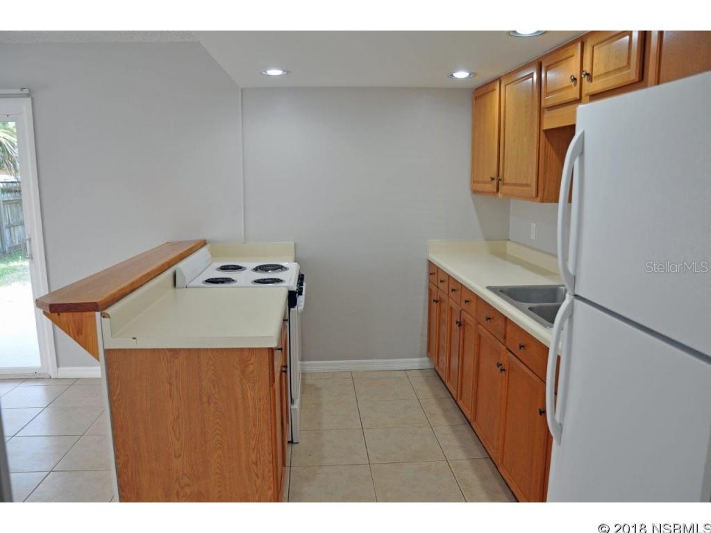 Robert Thoburn Sub City New Sm - Residential Income