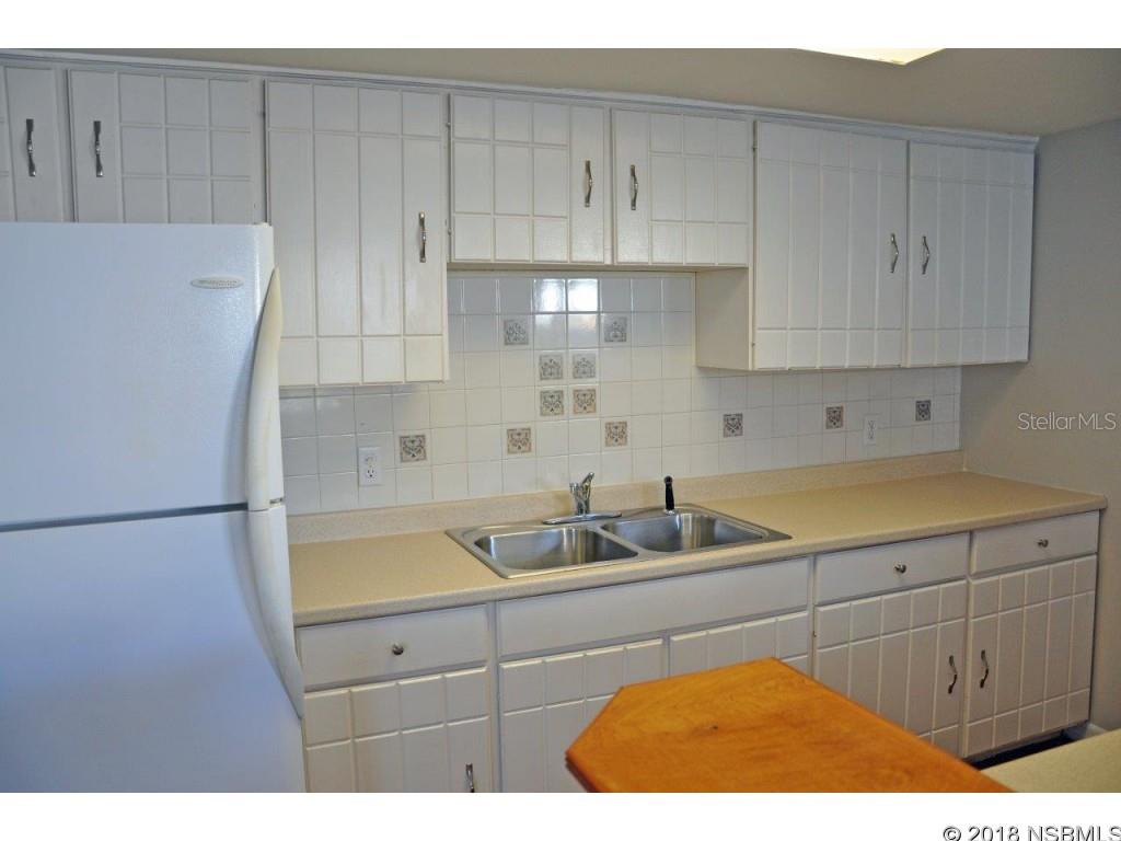 Robert Thoburn Sub City New Sm - Residential Income