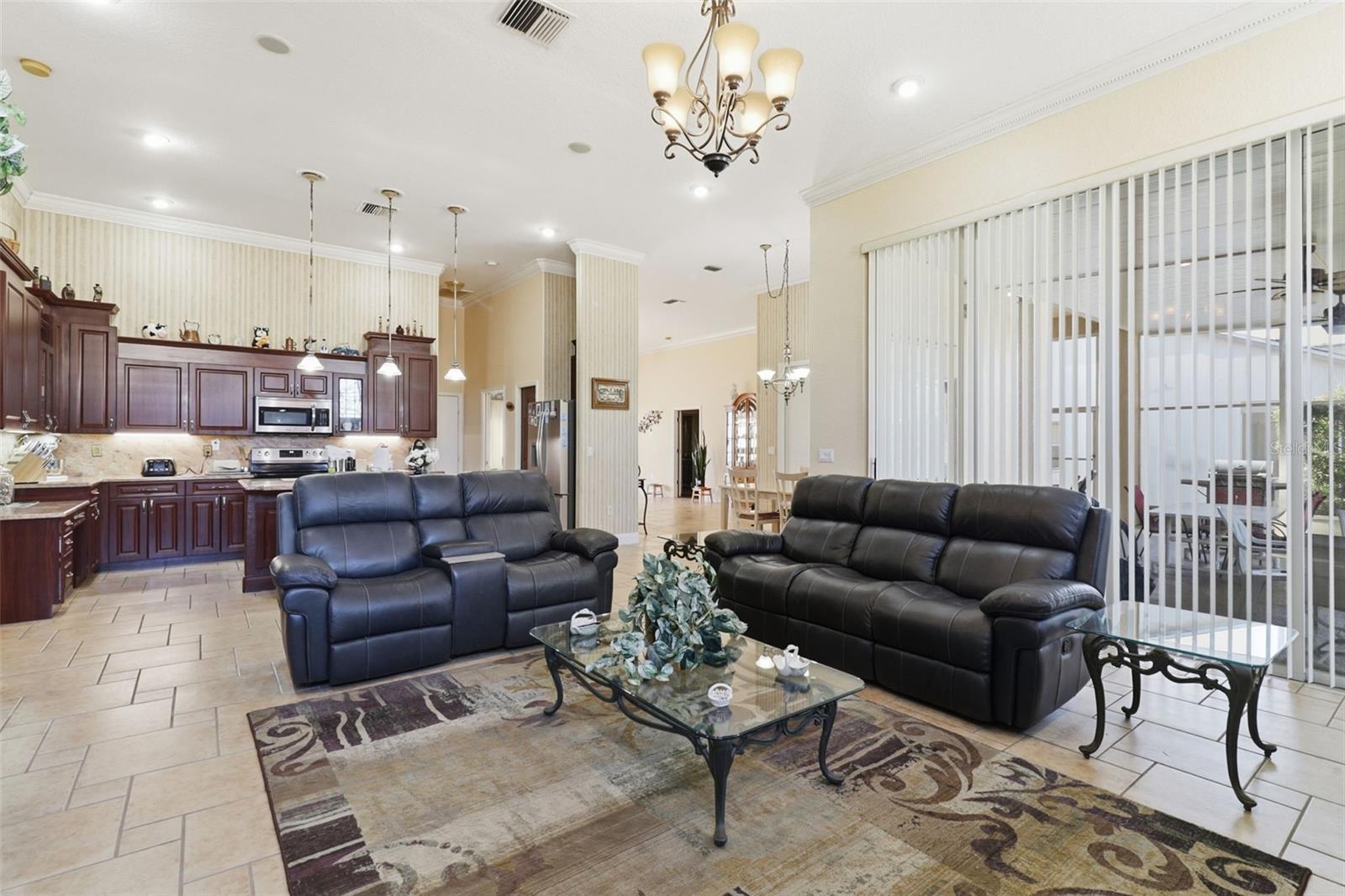 THE ESTATES OF BEACON WOODS - Residential