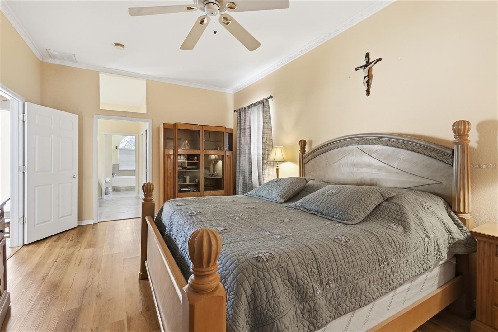 THE ESTATES OF BEACON WOODS - Residential