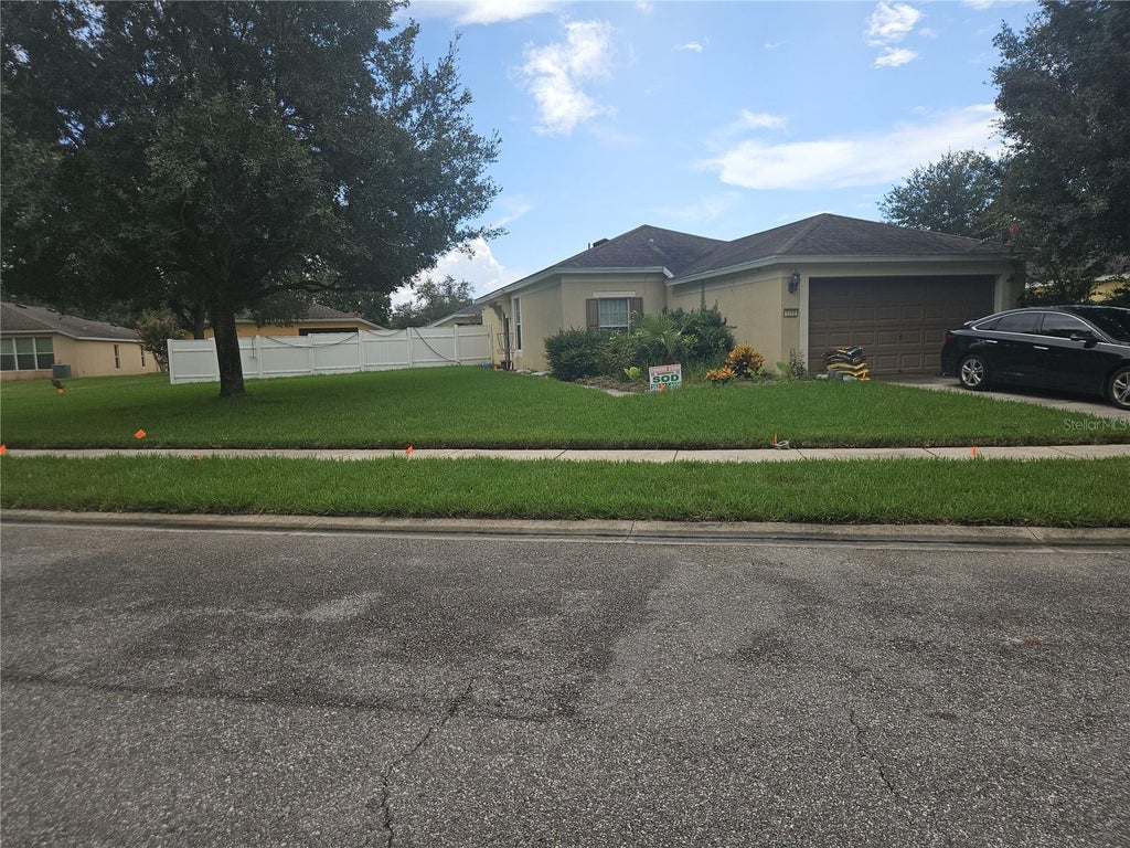 Photo of 1241 Hill Flower Drive, Brooksville, FL 34604 (MLS # TB8556794)