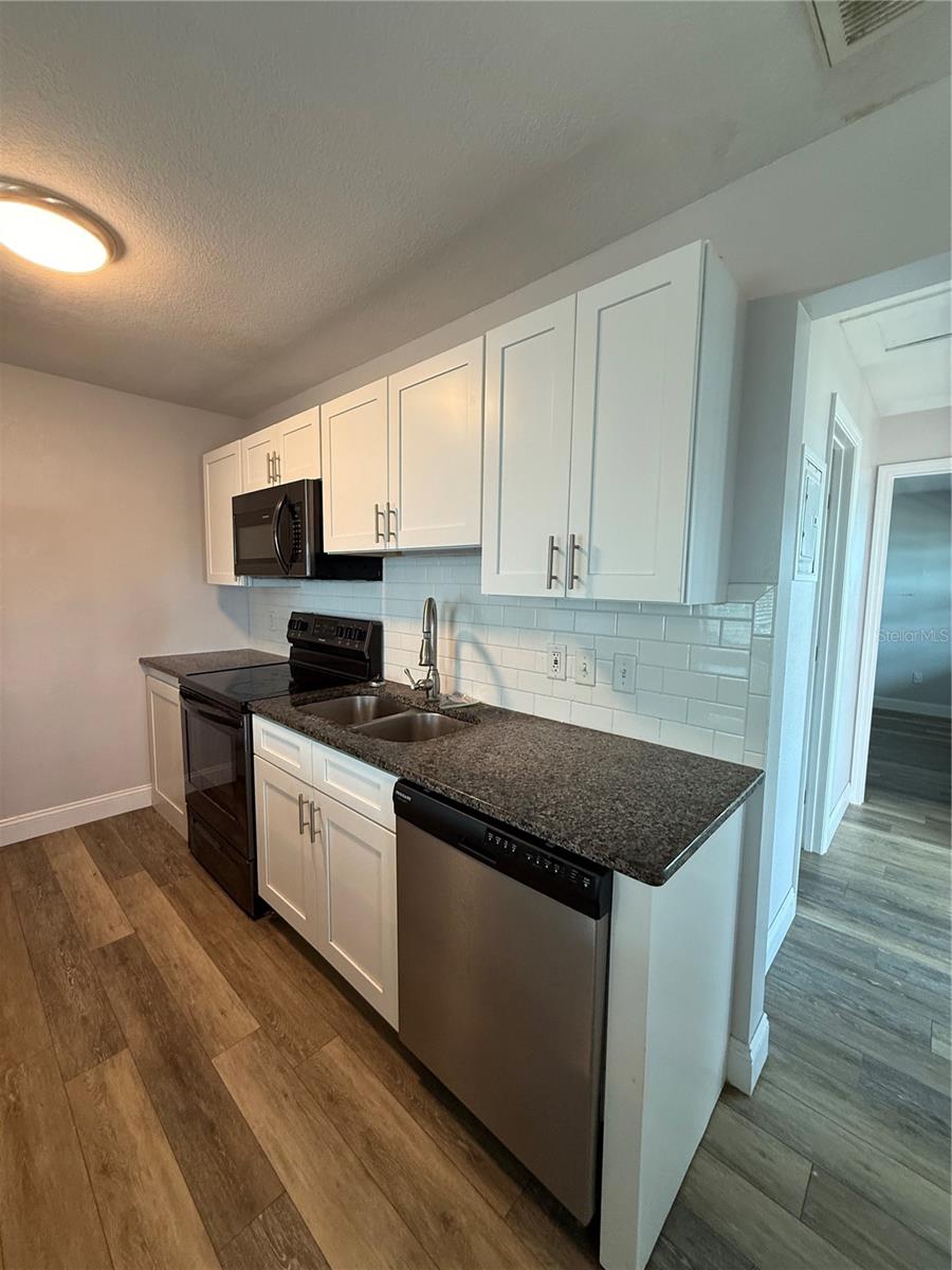 MOBBS - Residential Lease