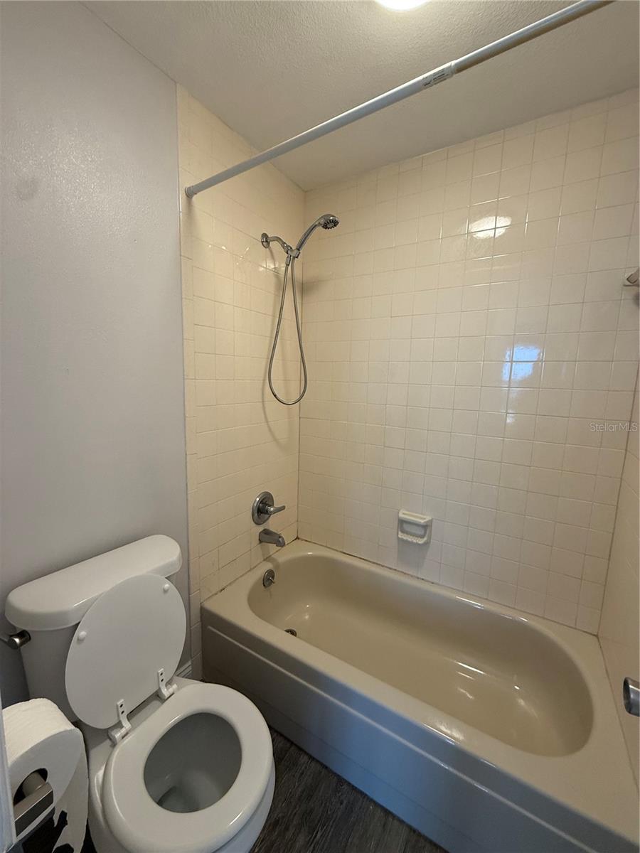 MOBBS - Residential Lease