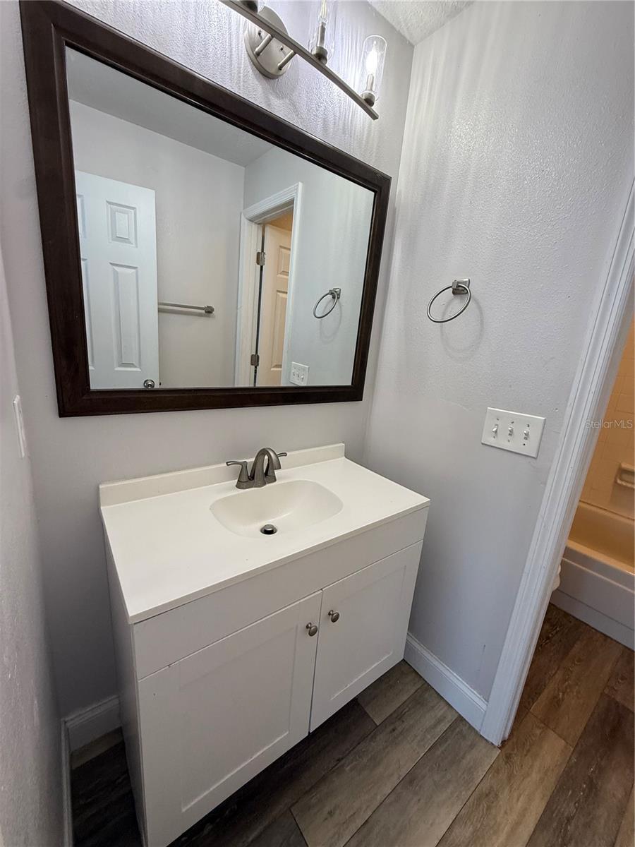 MOBBS - Residential Lease