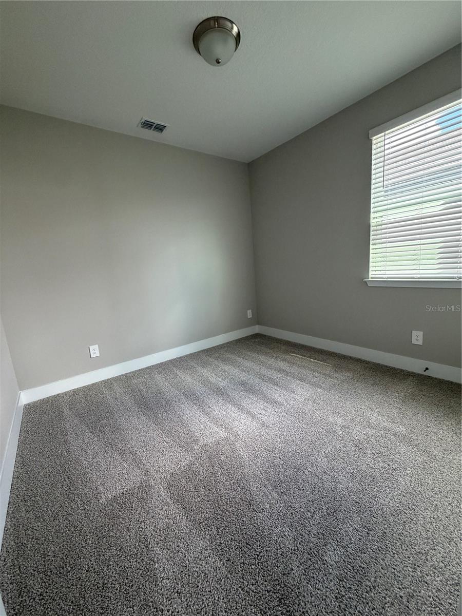 SILVERLEAF RESERVE BUNGALOWS - Residential Lease