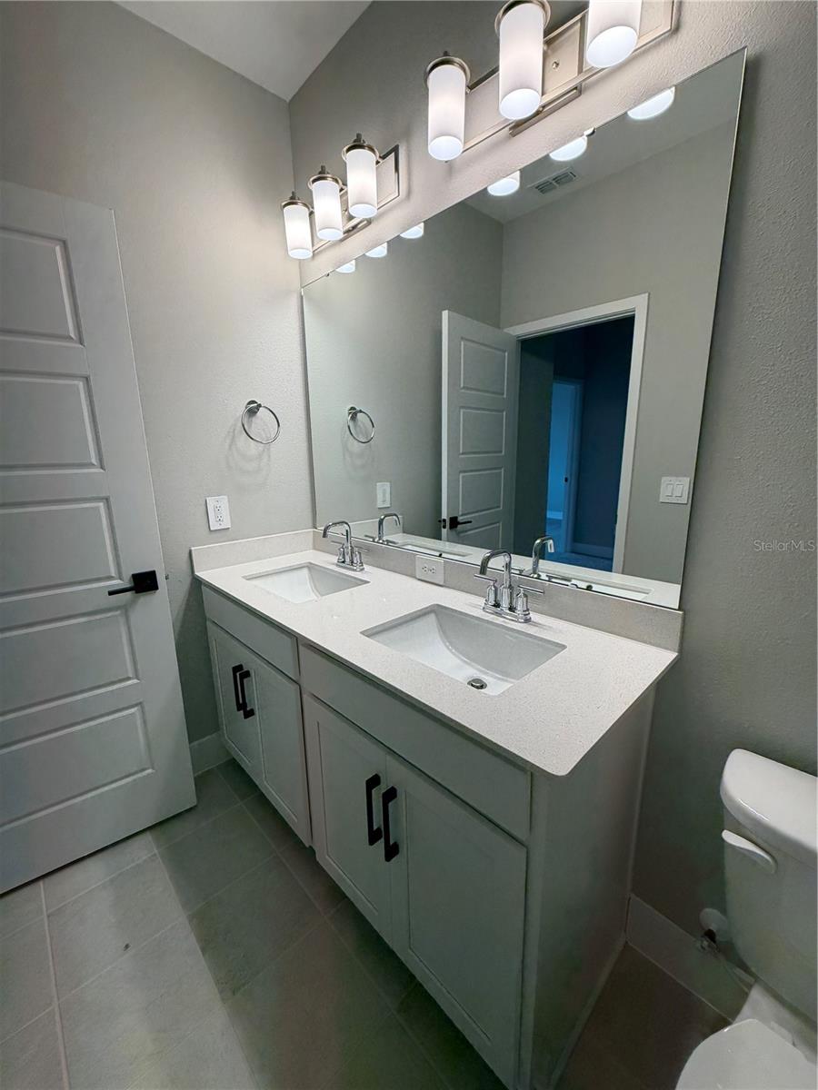 SILVERLEAF RESERVE BUNGALOWS - Residential Lease